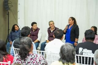 Describen vecinas y vecinos principales necesidades de las colonias del sur a Pepe Chedraui&nbsp;