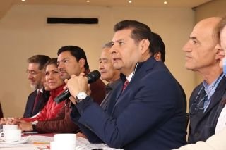Acceso al agua, un acto de justicia y dignidad para la poblaci&oacute;n: Armenta