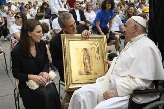 Pepe Chedraui visit&oacute; al Papa Francisco en el Vaticano&nbsp;