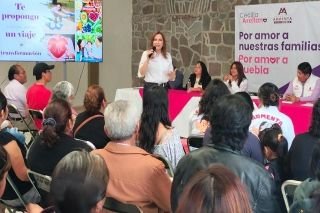 Ampl&iacute;an servicios en jornada de salud en Acajete con la entrega de certificados de an&aacute;lisis cl&iacute;nicos y aparatos auditivos&nbsp;