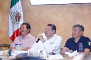 Priorizar obras y multiplicar recursos para atender necesidades del pueblo: Armenta