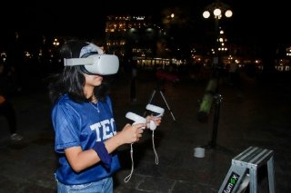 J&oacute;venes exploran el universo y su mitolog&iacute;a a trav&eacute;s del legado de mujeres con Venus y Lunas