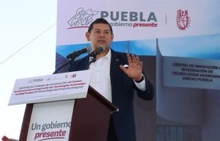 Puebla, polo de desarrollo tecnol&oacute;gico con visi&oacute;n humanista: Armenta&nbsp;