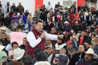 Pobreza y marginaci&oacute;n, los verdaderos enemigos del pueblo, asegura Alejandro Armenta