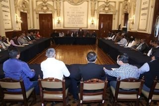 Autoridades locales ratifican coordinaci&oacute;n y trabajo con mercados de la ciudad&nbsp;