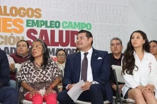 Armenta reconoce iniciativas que promueven la salud comunitaria&nbsp;