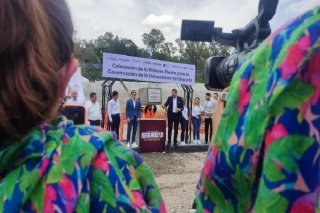 Se coloca la primera piedra para la construcci&oacute;n de la universidad de deporte