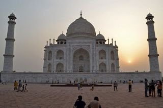 Por ser lugar santo, el Taj Mahal, de la India, podr&iacute;a estar &iexcl;en peligro de destrucci&oacute;n!