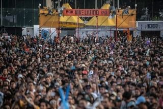 Red Hot Chili Peppers y Bunkers triunfan en el cierre del Vive Latino 2023