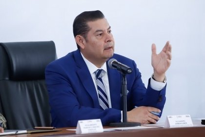 Anuncia Armenta rehabilitaci&oacute;n de mil 500 Casas de Salud