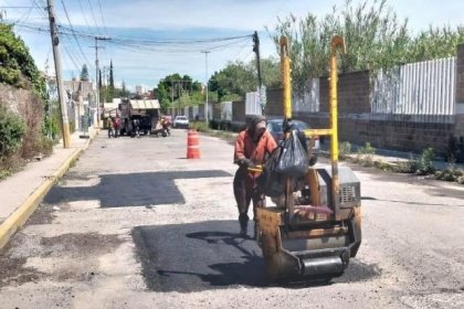 Campa&ntilde;a Capitalina Bacheando Puebla: compromiso con la salud y la movilidad segura