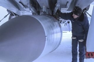 Rusia dice que ha desplegado tres veces el misil hipers&oacute;nico Kinzhal en Ucrania