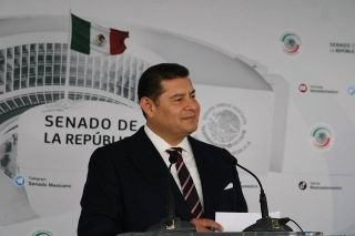 Armenta coincide con el presidente Amlo en el respeto entre naciones