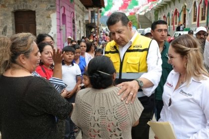 Gobierno Estatal encabeza atenci&oacute;n inmediata para recuperar caminos y proteger familias serranas