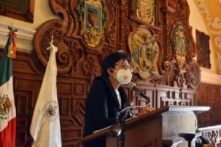 La labor docente no se circunscribe al sal&oacute;n de clases: Rectora Mar&iacute;a Lilia Cedillo Ram&iacute;rez