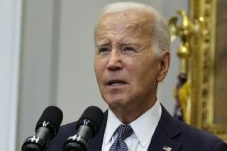 Biden dice que EU no abandonar&aacute; a Ucrania, pese a acuerdo para evitar cierre de gobierno
