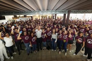 Pepe Chedraui recibe apoyo de j&oacute;venes poblanos&nbsp;