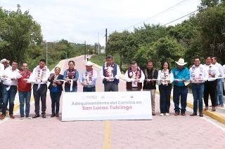 Cumple Sergio Salom&oacute;n con pavimentaci&oacute;n del camino San Juan Amecac-San Felipe Cuapexco