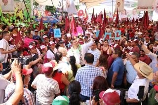Los migrantes son fuerza calificada para el desarrollo de Puebla: Armenta&nbsp;