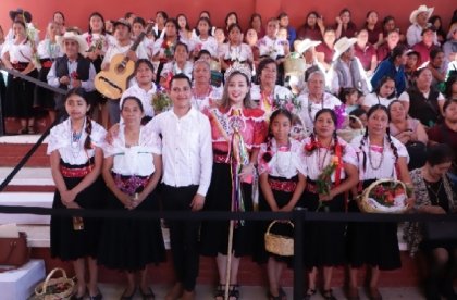 Detona Armenta desarrollo comunitario y con justicia en educaci&oacute;n, salud y obras deportivas por 15 mdp