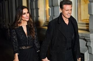 &iexcl;Siguen juntos! Luis Miguel y Paloma Cuevas son captados de la mano tras rumores de ruptura