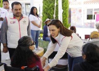 SMDIF transforma vidas en Puebla: miles reciben salud, rehabilitaci&oacute;n y apoyo