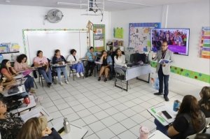 Imparte SMDIF pl&aacute;ticas sobre los derechos de las ni&ntilde;as, ni&ntilde;os y adolescentes en las escuelas de la Capital