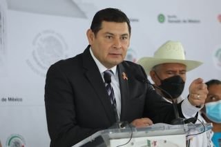 Los ejidatarios y comuneros merecen que se respeten sus tierras en la explotaci&oacute;n y manejo de las minas: Armenta