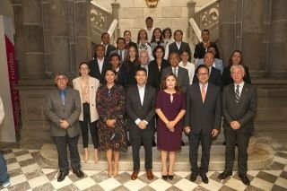 Eduardo Rivera P&eacute;rez instala el comit&eacute; "Puebla ciudad de aprendizaje"