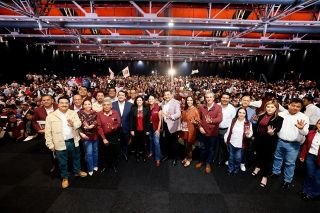 En la primera Asamblea Informativa&nbsp; Morena present&oacute; la Campa&ntilde;a S&uacute;mate