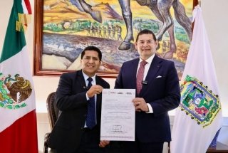 Raymundo Atanacio rinde protesta como nuevo Coordinador del Plan H&iacute;drico en Puebla