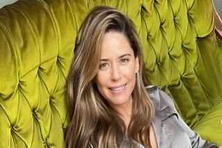 Ana Claudia Talanc&oacute;n asisti&oacute; en aparente estado de ebriedad al estreno de &ldquo;Soy tu fan&rdquo;