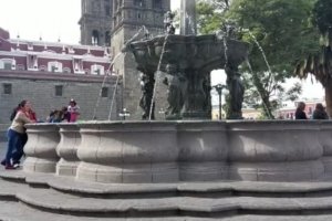 Se inicia di&aacute;logo con el INAH para restauraci&oacute;n de la fuente de San Miguel: Pepe Chedraui