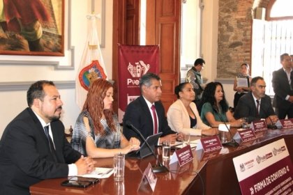 Firma Gobierno de la Ciudad convenio para transformar desechos en fertilizante para campesinos de la capital