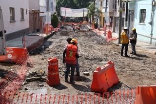 Rehabilitaci&oacute;n integral de las calles del centro hist&oacute;rico de Puebla contin&uacute;a