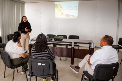 Imparte SMDIF talleres de resiliencia a personas cuidadoras