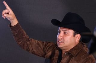 &ldquo;No me gustar&iacute;a golpear a un borracho&rdquo;: Juli&oacute;n &Aacute;lvarez