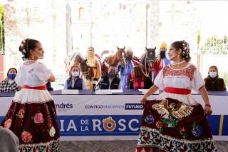 Presenta Ayuntamiento De San Andr&eacute;s Cholula &ldquo;la feria de la rosca de reyes&rdquo; en san Rafael Comac