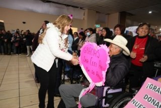 En el SEDIF siempre habr&aacute; quien escuche y atienda: Ceci Arellano