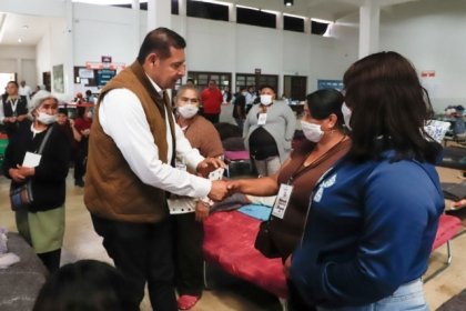 Con brigadas de salud, gobierno estatal refuerza control sanitario en la Sierra Norte