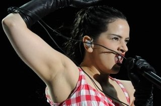 Rosal&iacute;a anuncia &ldquo;LUX&rdquo;, su nuevo &aacute;lbum, y habr&aacute; escucha especial en CDMX