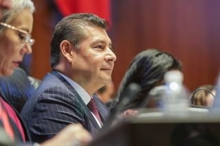 Senado aprueba devolver a comisiones el decreto para prorrogar la participaci&oacute;n de las fuerzas armadas