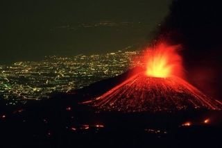 Volcanes despiertan en el mundo; 5 han hecho erupci&oacute;n