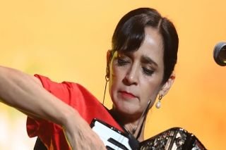 &ldquo;No es normal tener miedo en la calle&rdquo;: Julieta Venegas canta a las mujeres
