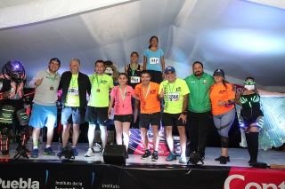 Re&uacute;ne miles de participantes la carrera por la juventud organizada por el ayuntamiento de Puebla