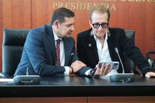 El Senador Armenta impulsa reconocimiento a trayectoria del cantante Emmanuel&nbsp; &nbsp;