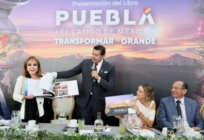 Libro "Puebla, el latido de M&eacute;xico", proyecta riqueza cultural y tur&iacute;stica del Estado