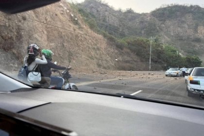 Sismo de 6.5 deja da&ntilde;os en viviendas y carreteras de Guerrero