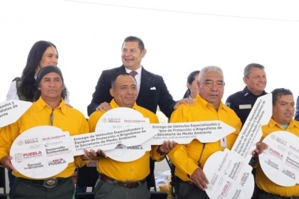 El Gobierno de Puebla salva vidas; Armenta incentiva a los h&eacute;roes forestales