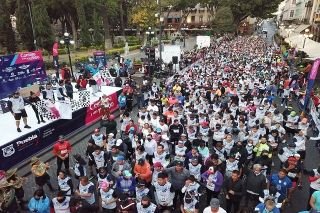 M&aacute;s de dos mil 500 participantes de Puebla, M&eacute;xico y el mundo participan en el 1er. Medio Marat&oacute;n de Puebla